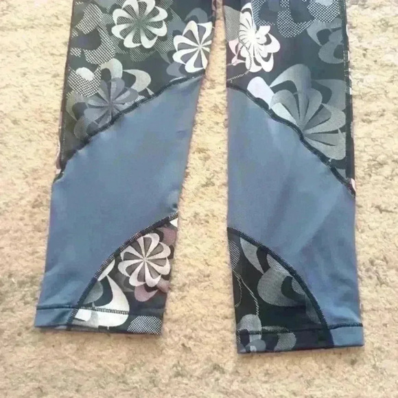 Nike Pro Big Girls Floral Leggings L - Picture 5 of 12